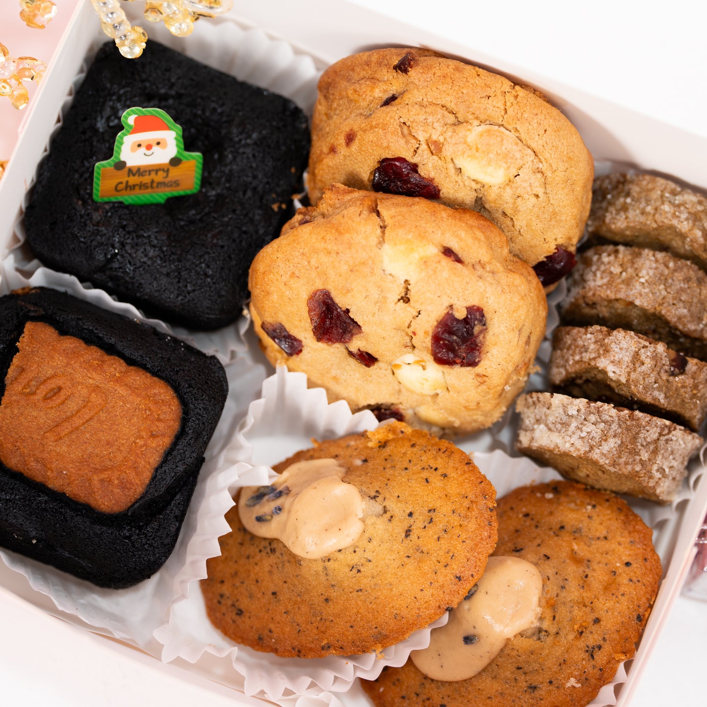 EXCLUSIVE CHRISTMAS 2023 BAKE BOX