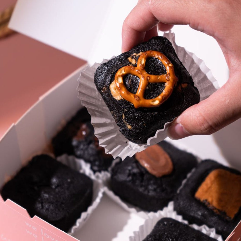 BLACK COCOA BROWNIES (ASSORTED BROWNIES)