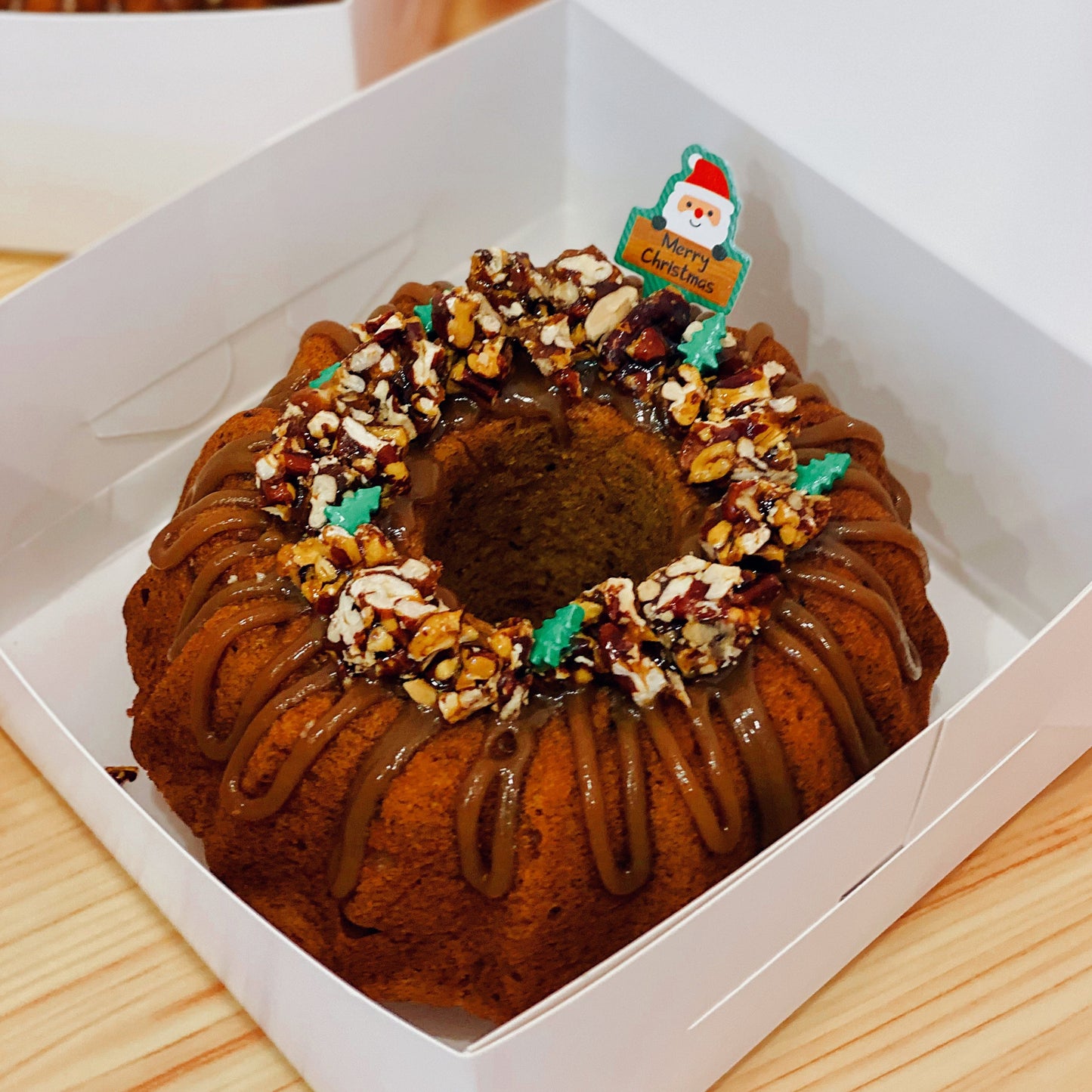 STICKY DATE BUNDT CAKE