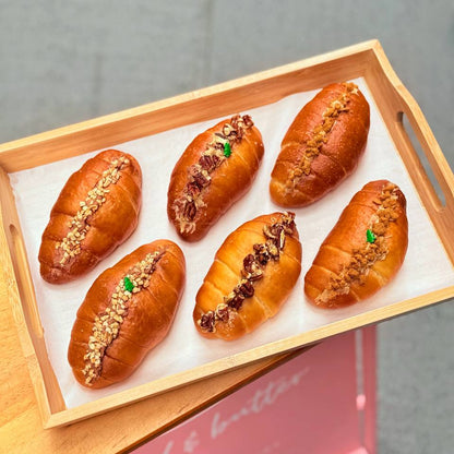 FESTIVE SHIO PAN [CHRISTMAS SPECIAL - PREORDER EXCLUSIVE]